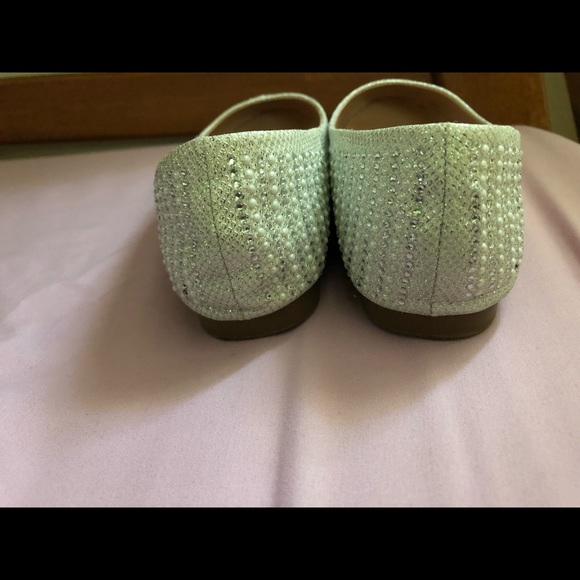 Young girls flats - Picture 4 of 4